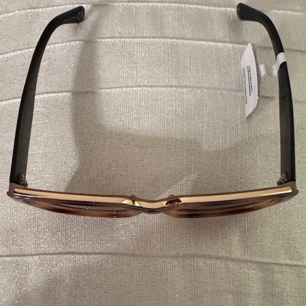 Nicole Miller Stylish Brown Square Sunglasses